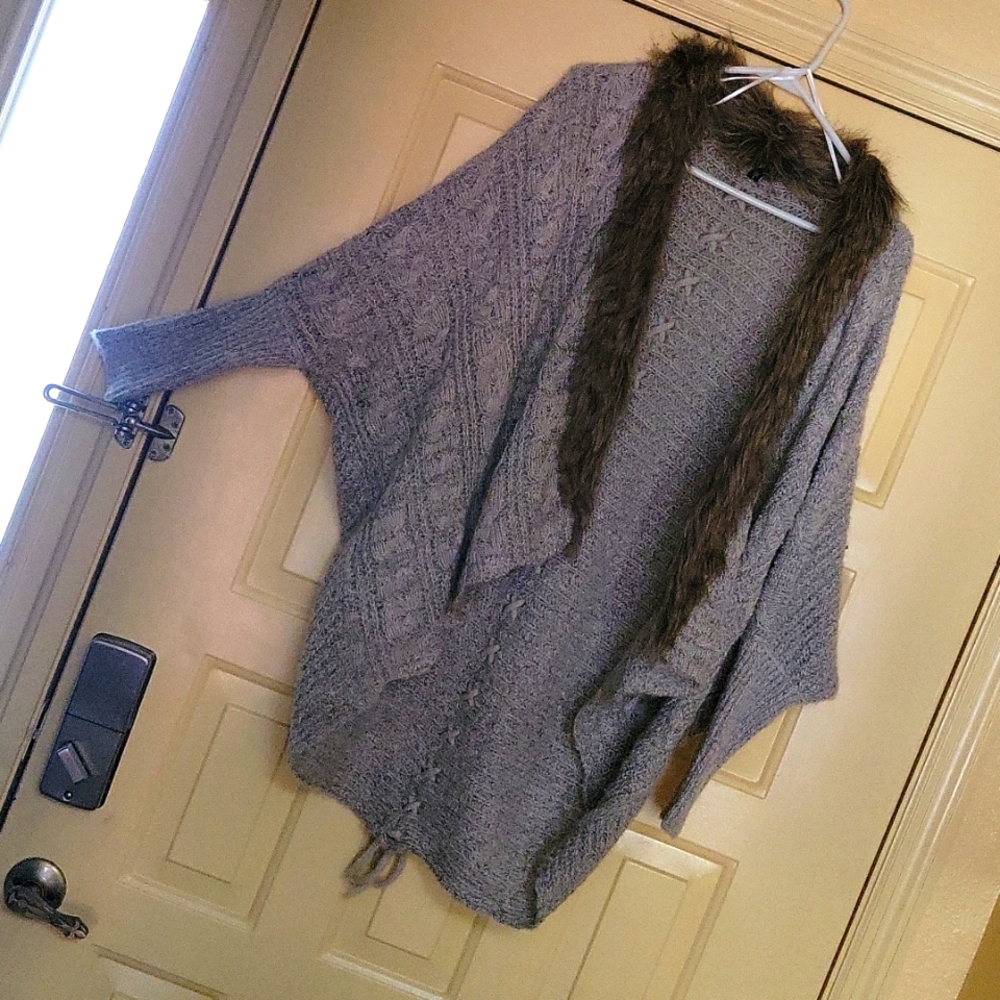Sweater Cardigan faux fur
